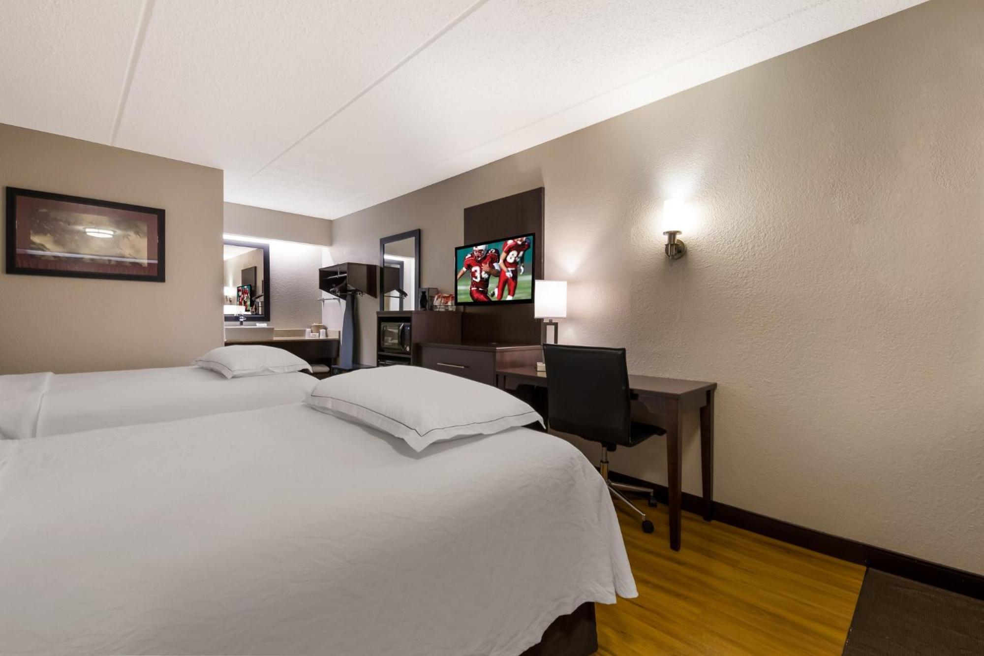 Red Roof Inn Plus+ Nashville Airport Bagian luar foto