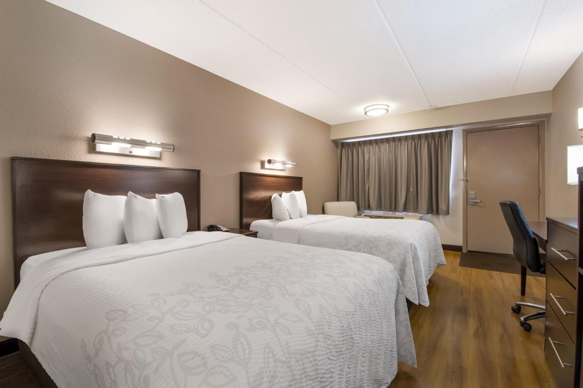 Red Roof Inn Plus+ Nashville Airport Bagian luar foto