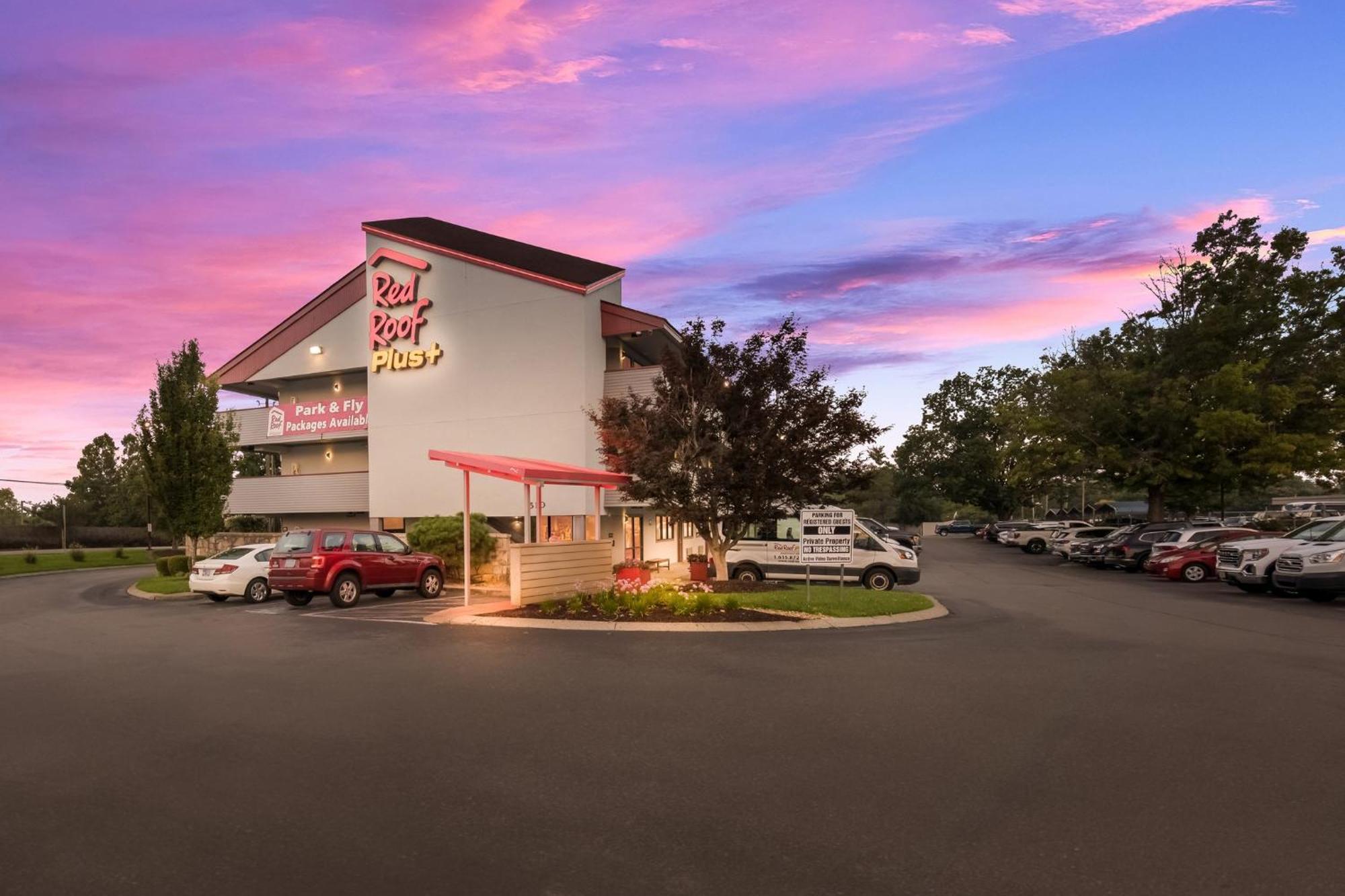 Red Roof Inn Plus+ Nashville Airport Bagian luar foto