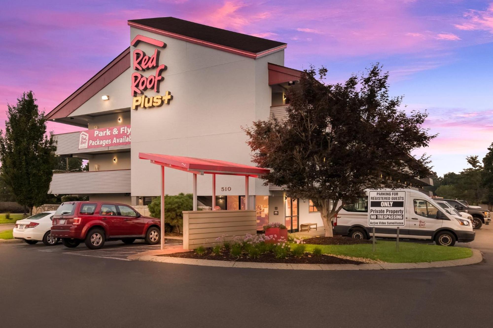 Red Roof Inn Plus+ Nashville Airport Bagian luar foto