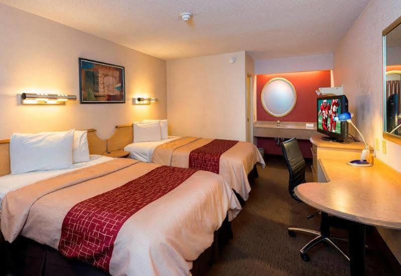 Red Roof Inn Plus+ Nashville Airport Bagian luar foto