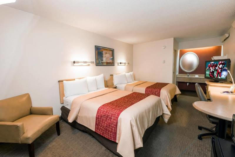 Red Roof Inn Plus+ Nashville Airport Bagian luar foto
